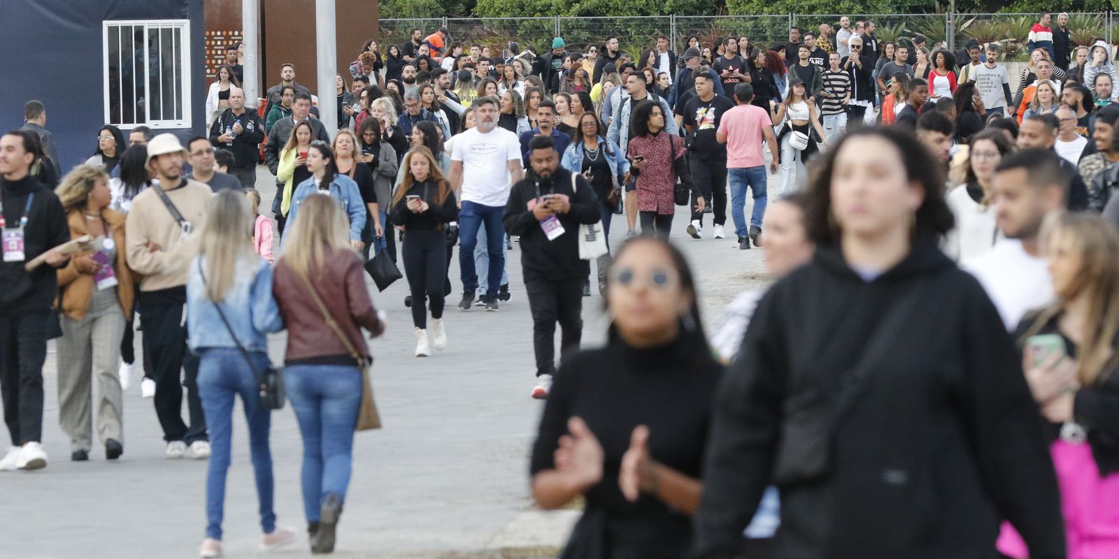 Governo federal assina decretos para proteger direitos dos consumidores em eventos