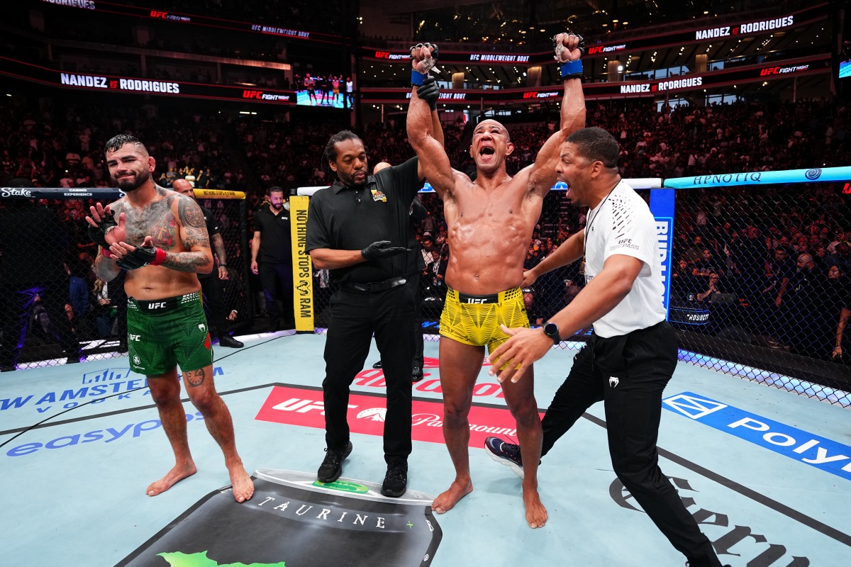 Gregory Robocop e Vitor Petrino vencem seus combates no UFC Fight Night