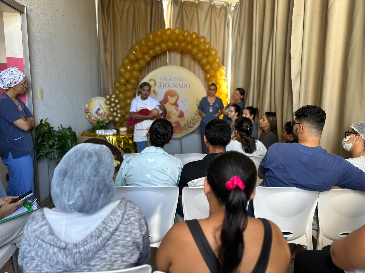 Hospital Dona Iris promove roda de conversa sobre amamentação para mães