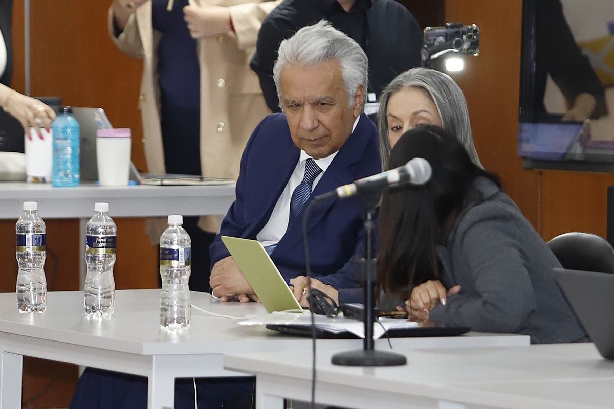 Justiça do Equador condena Lenín Moreno por corrupção em caso hidrelétrica