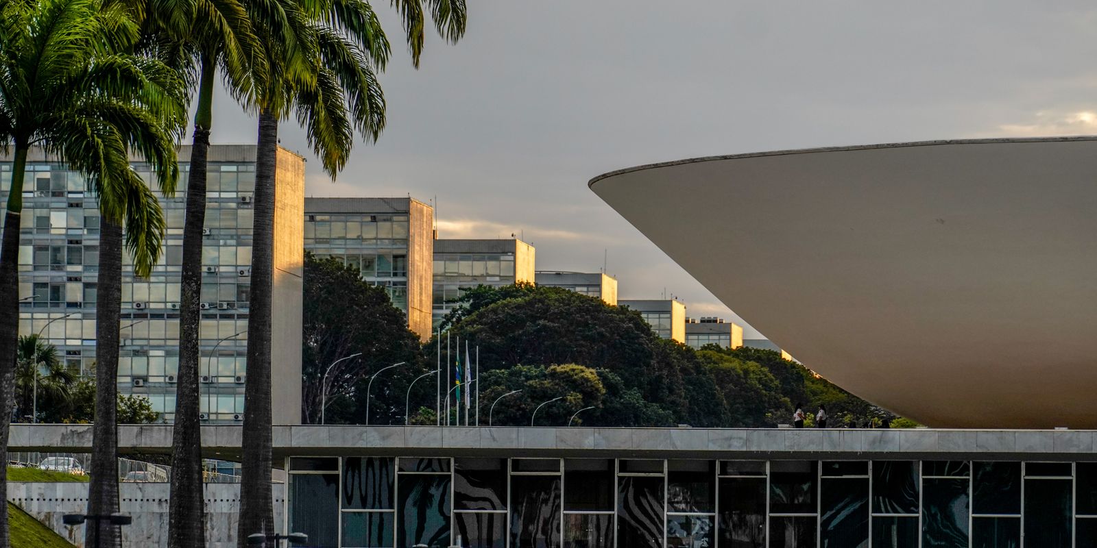 Líder do PT passa mal e Câmara dos Deputados adia votação de pautas prioritárias