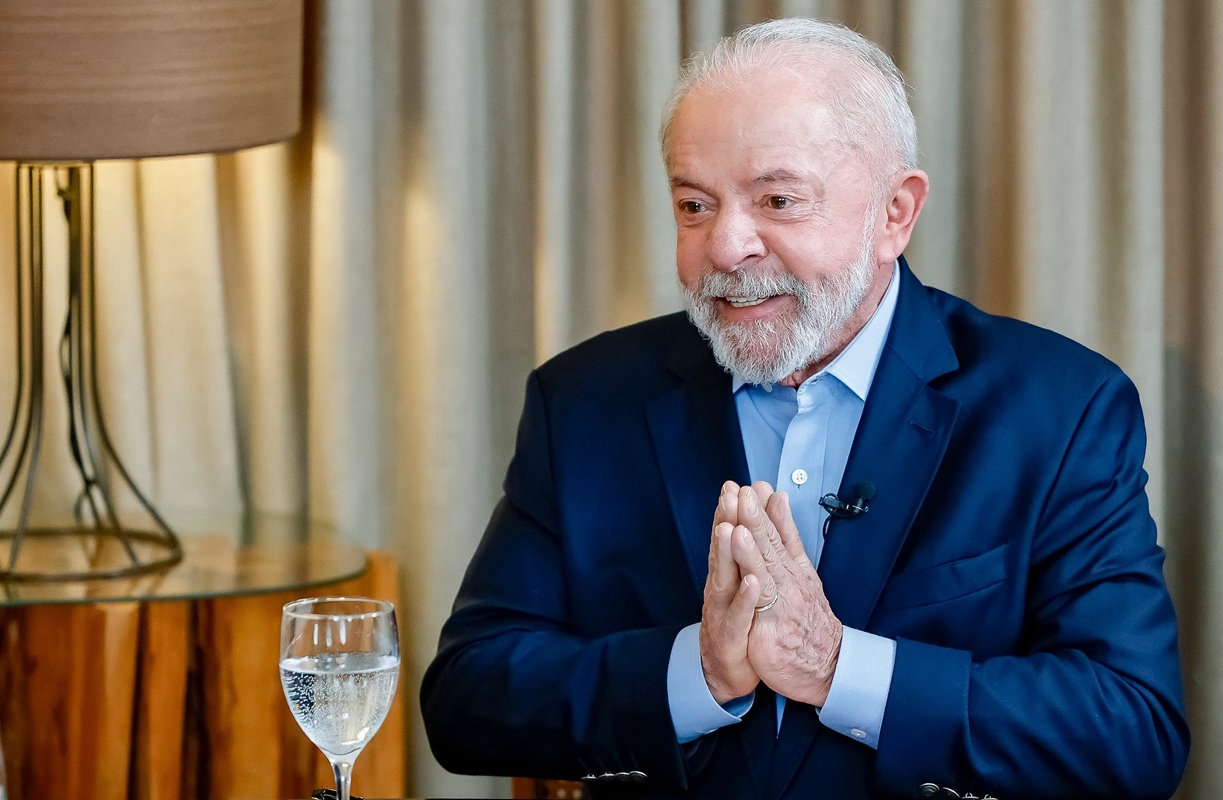 Lula comenta investigações sobre Lulinha e avalia relação com Trump