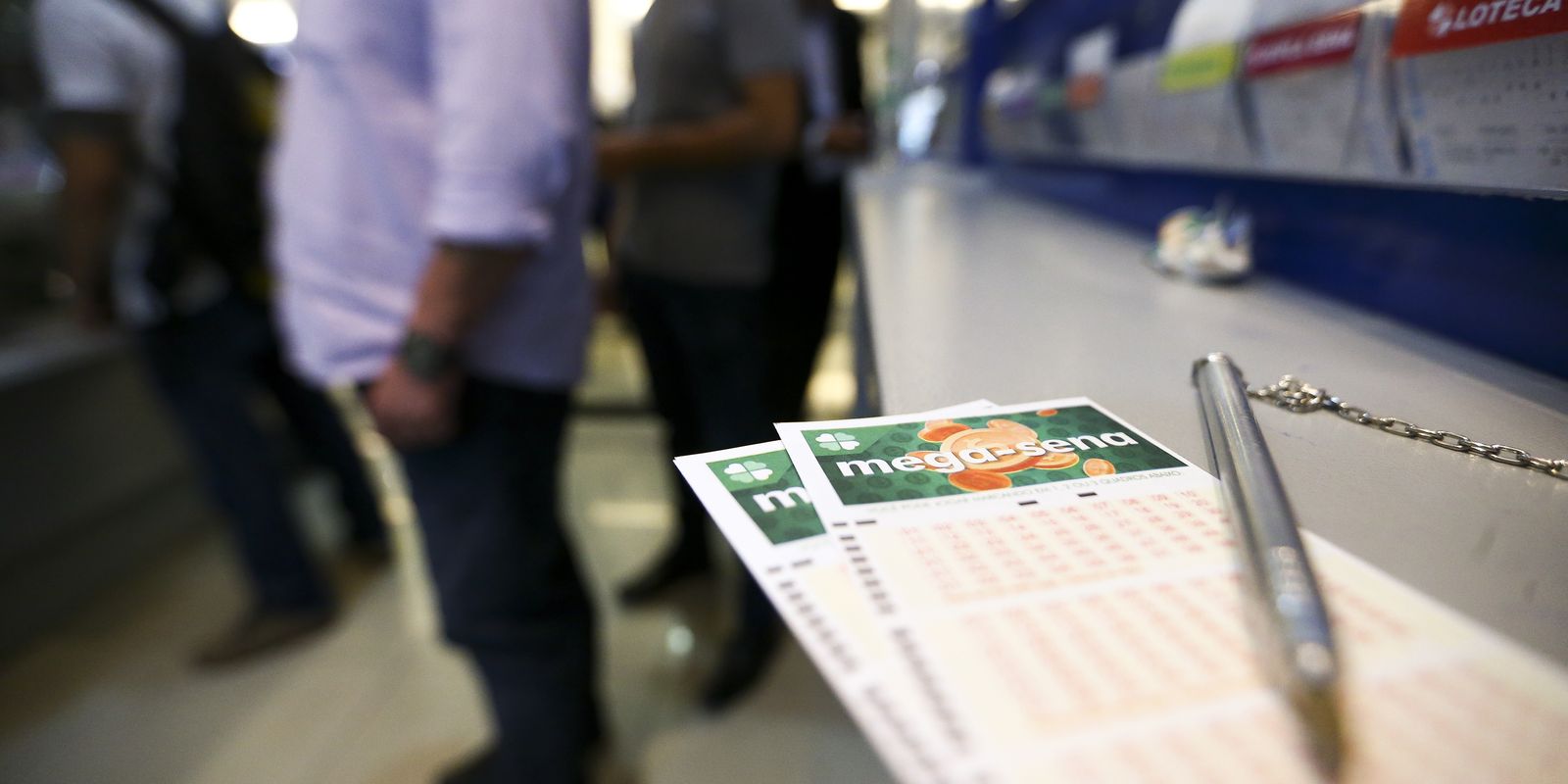 Prêmio da Mega-Sena acumula e pode pagar R$ 50 milhões na próxima quinta-feira