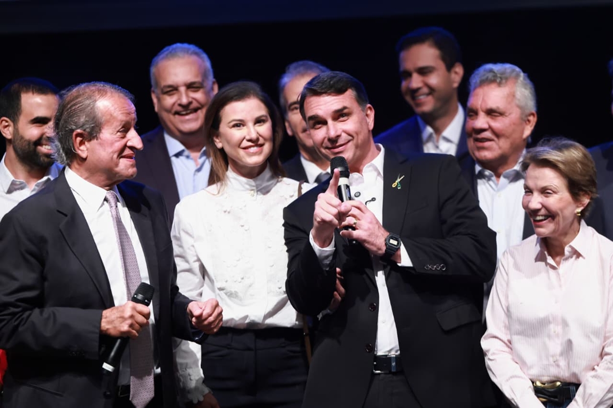 TSE determina remoção de vídeo com inteligência artificial sobre Flávio Bolsonaro