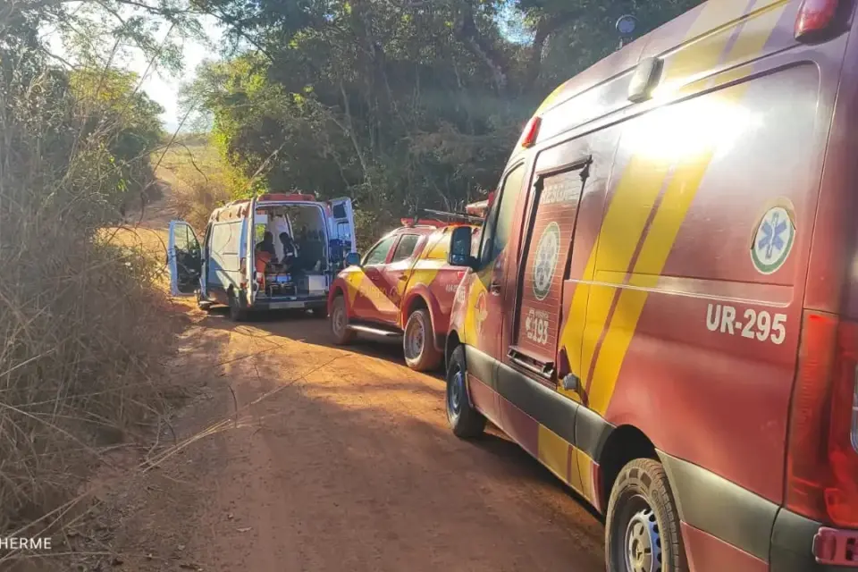 Acidente em Formosa: caminhonete despenca de ponte na zona rural