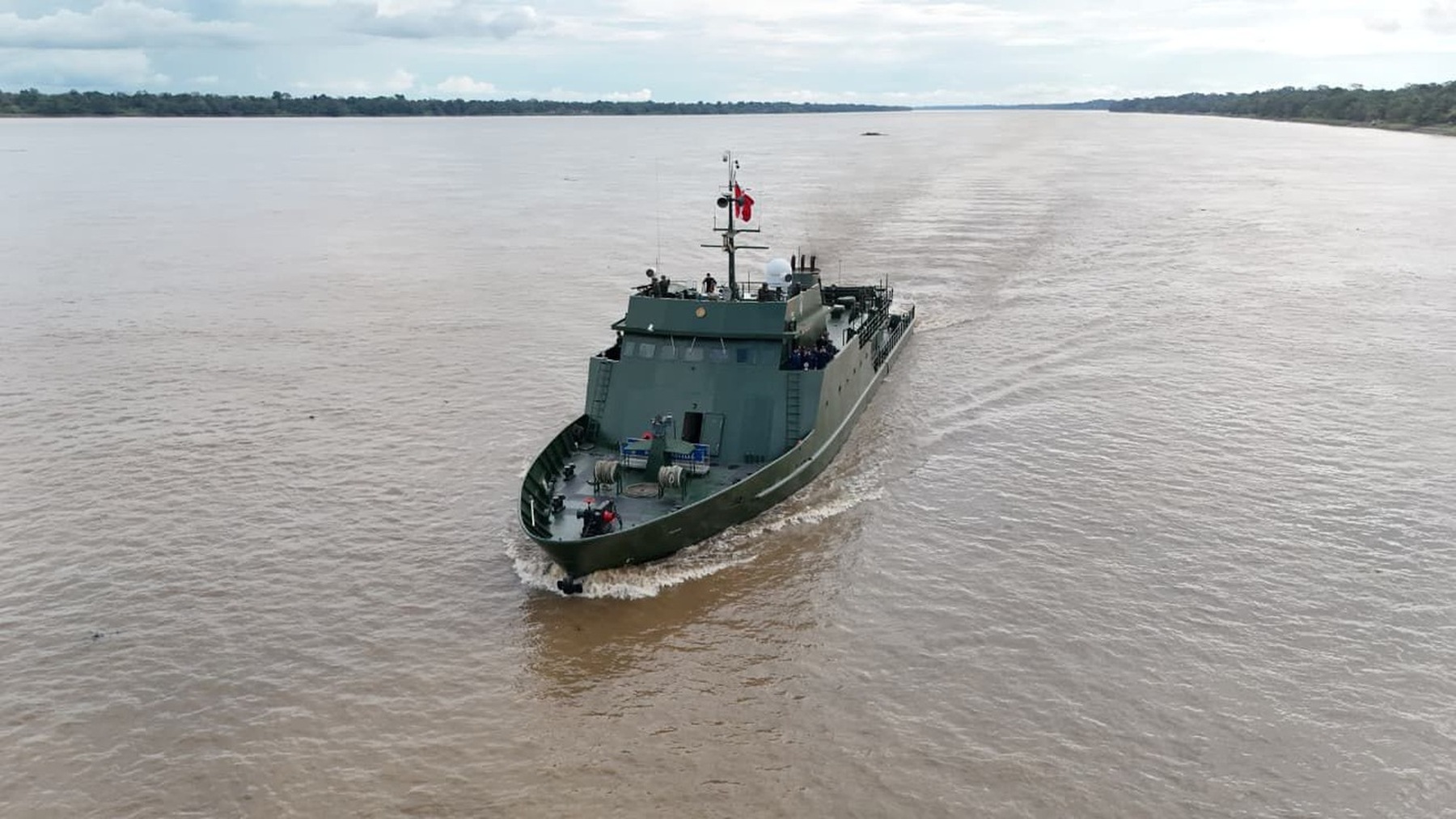 Navio de guerra do Peru recebe aval da marinha para entrar no Brasil em breve