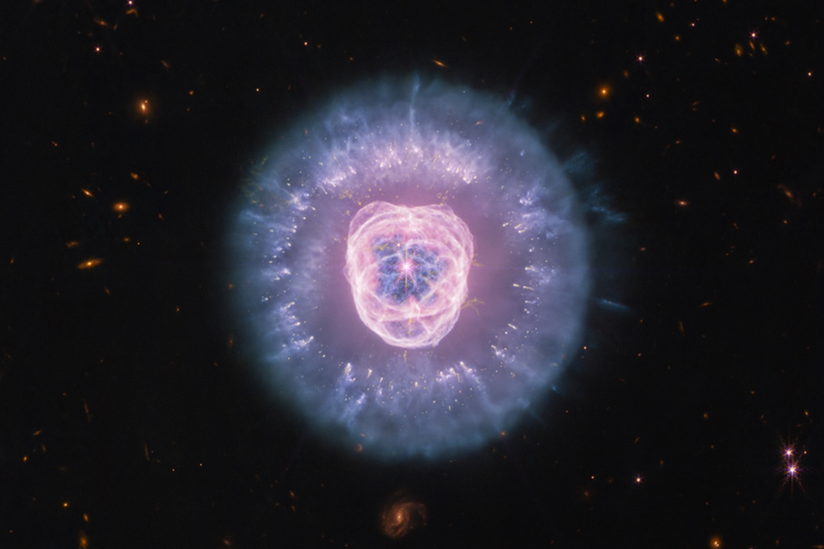 Nebulosa do Leão é revelada em detalhes inéditos pelo telescópio James Webb
