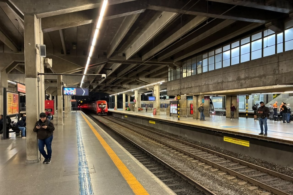 Segundo dia da greve dos ferroviários afeta a Grande SP nesta quarta