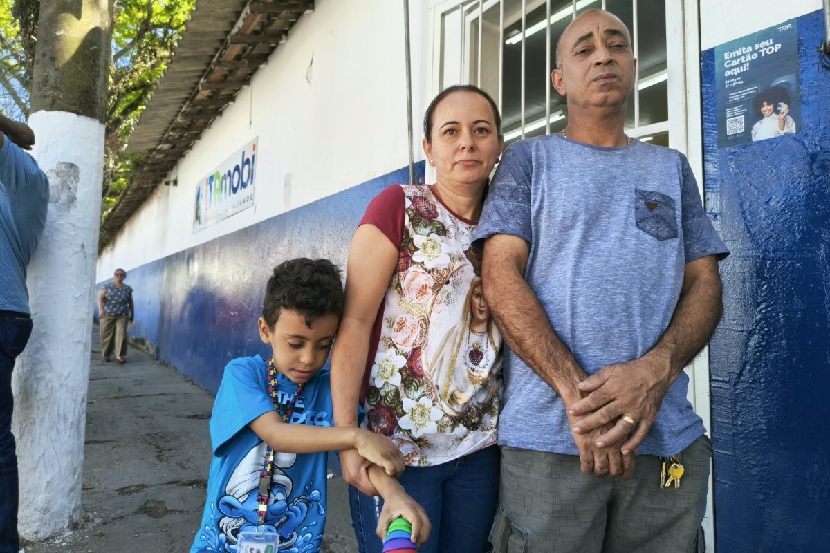 Passageiros com deficiência enfrentam longa viagem para desbloquear o cartão TOP Especial