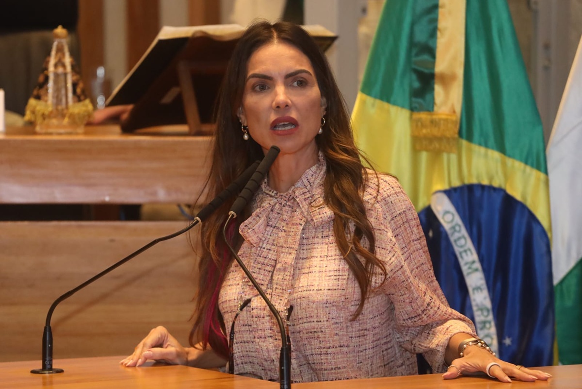Paula Belmonte promete assistência integral e foco em gestão eficiente no Distrito Federal