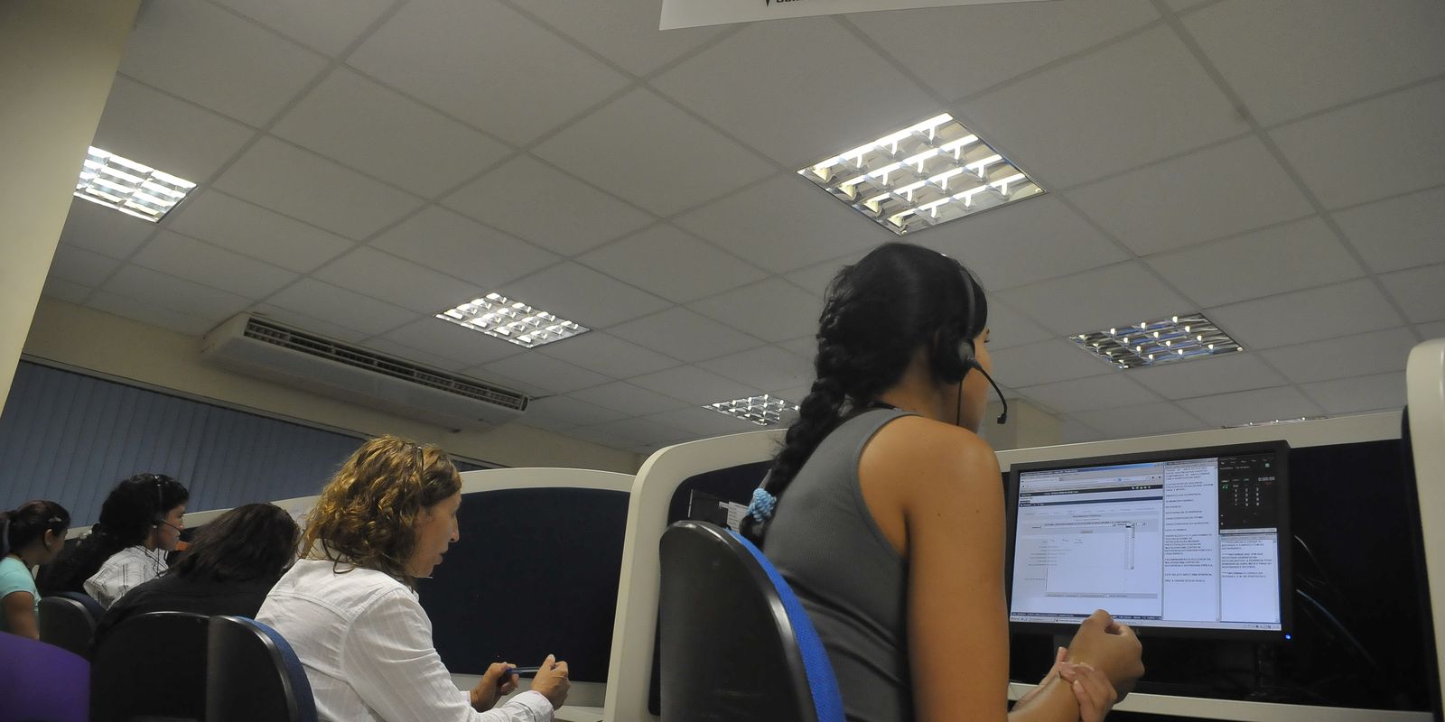 Polícia Civil fez mais de 780 mil atendimentos à mulher no Brasil em 2025
