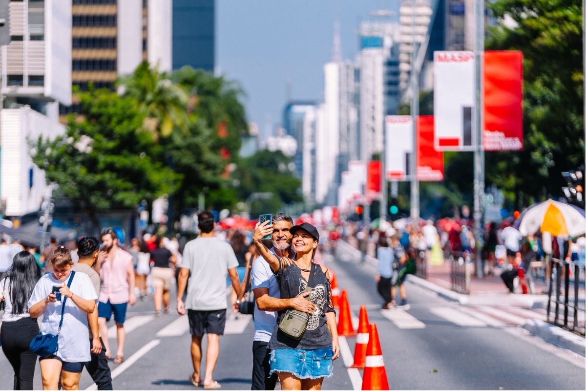 Prefeitura de São Paulo proíbe amplificadores na Avenida Paulista e revolta artistas