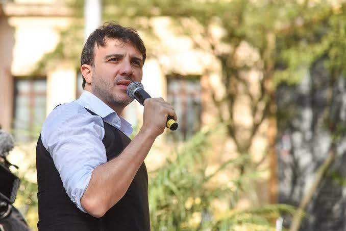 Renan Santos desafia decisões do STF e admite risco de perder a Presidência