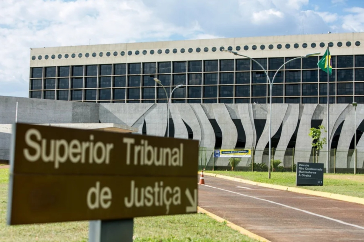 STJ nega união estável a casal com filho e noivado por entender namoro qualificado