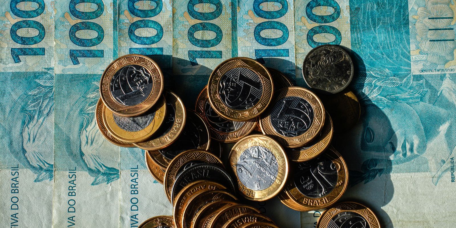 Tesouro Nacional paga milhões em dívidas de estados e municípios