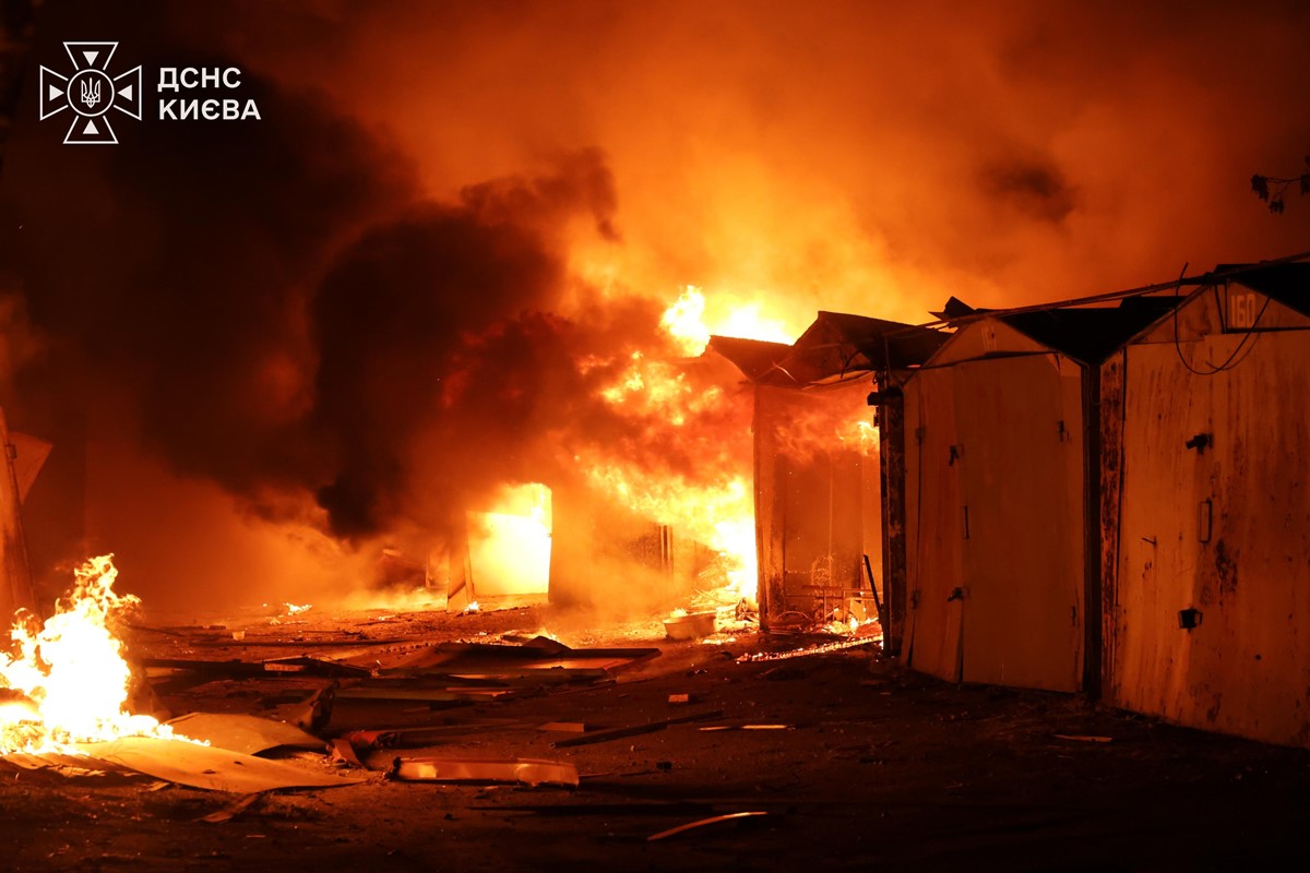 Ataque russo em Kiev deixa três mortos, incluindo criança, na Ucrânia