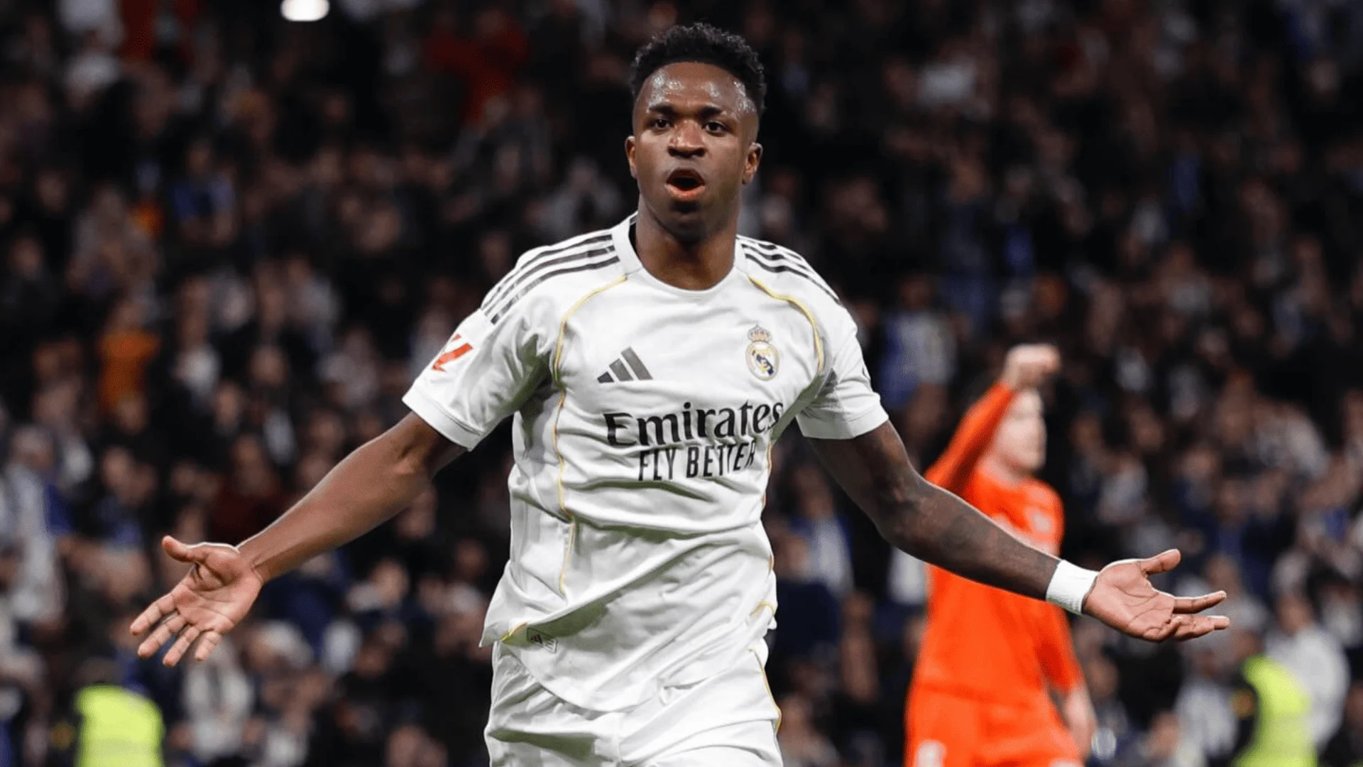 Vini Jr. renova contrato com o Real Madrid e fica no clube espanhol até 2032