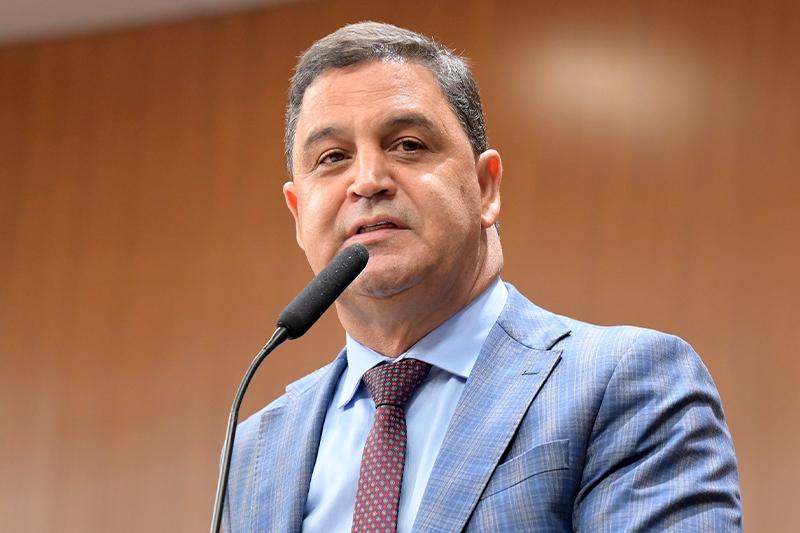 Wilde Cambão fortalece base no Entorno e se consolida como favorito à reeleição em Goiás