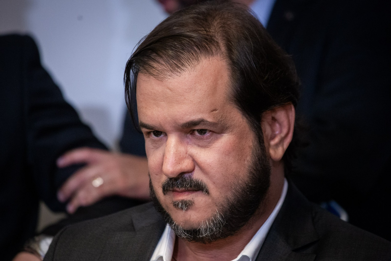 União Brasil credenciou pai de ex-dono do Banco Master em comitiva para Dubai