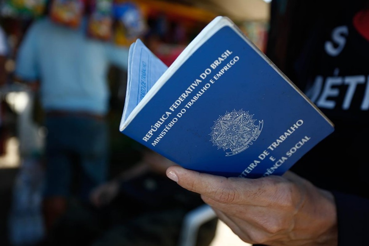 Agências do Trabalhador no DF ofertam mais de 2 mil vagas nesta terça
