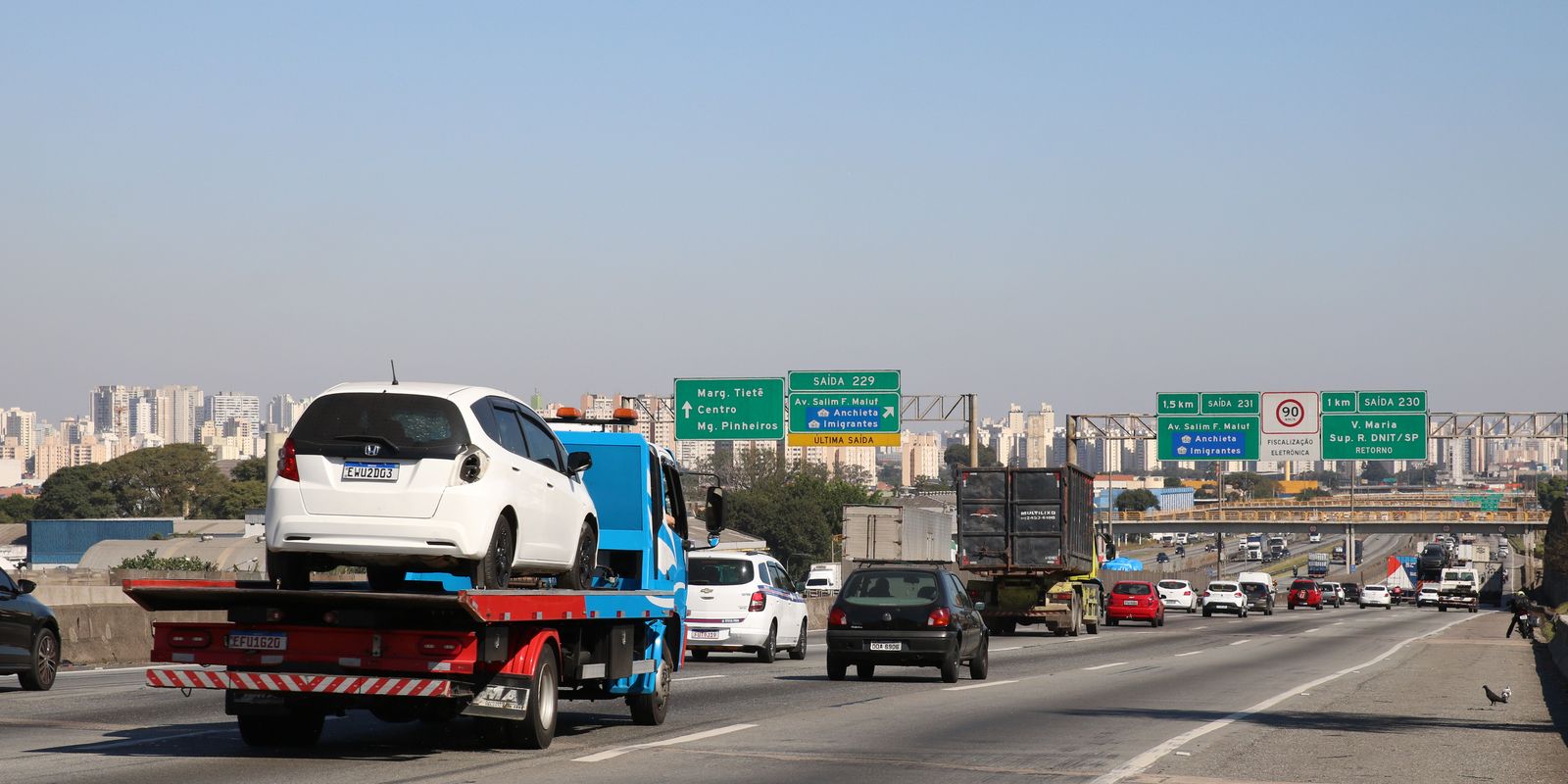 Obras de ampliação da Rodovia Presidente Dutra serão finalizadas em um ano