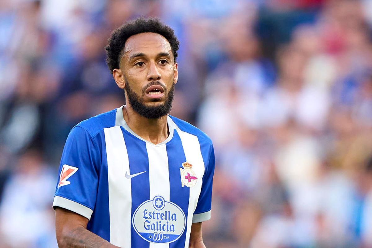 Aubameyang anuncia aposentadoria da seleção do Gabão e critica o governo