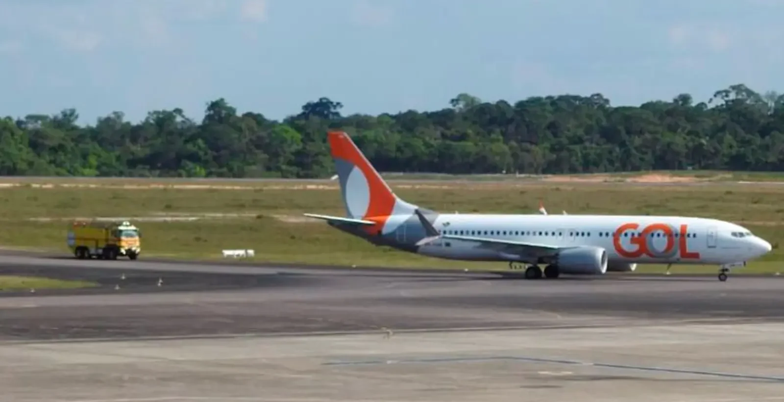 Avião da GOL faz pouso de emergência em Goiânia após falha técnica