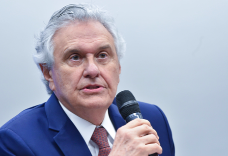 Ronaldo Caiado acusa Daniel Vorcaro de comprar Alexandre de Moraes e Lula