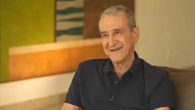 Carlos Alberto Parreira recebe alta hospitalar no Rio após 80 dias de internação