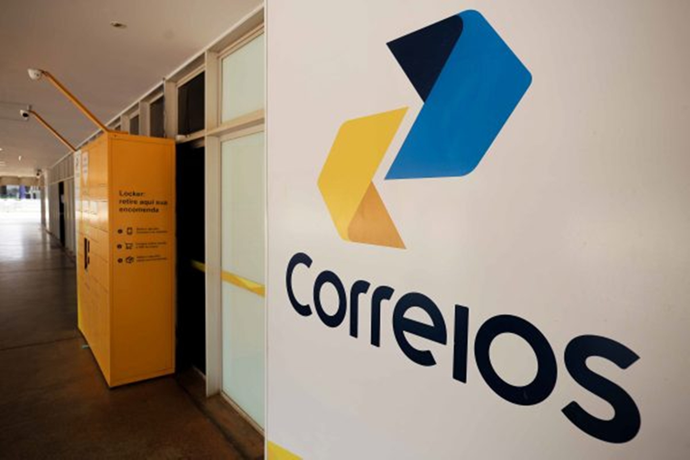 Trabalhadores aprovam o fim da greve dos correios em são paulo após duas semanas