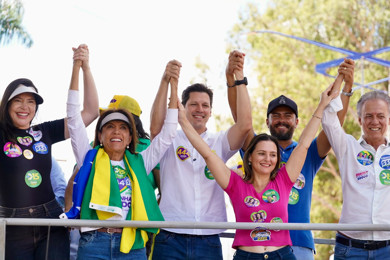 Daniel Vilela reúne 12 prefeitos em agenda política no Nordeste Goiano