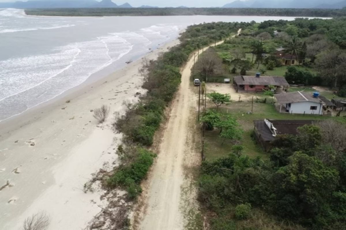 Litoral de São Paulo tem dezenas de praias impróprias para banho após chuvas