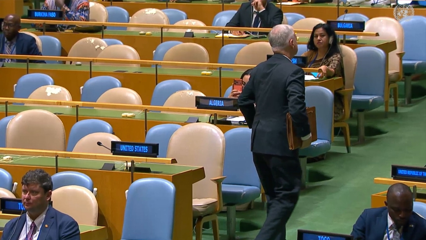 EUA deixam plenário da Assembleia Geral da ONU durante discurso do Irã