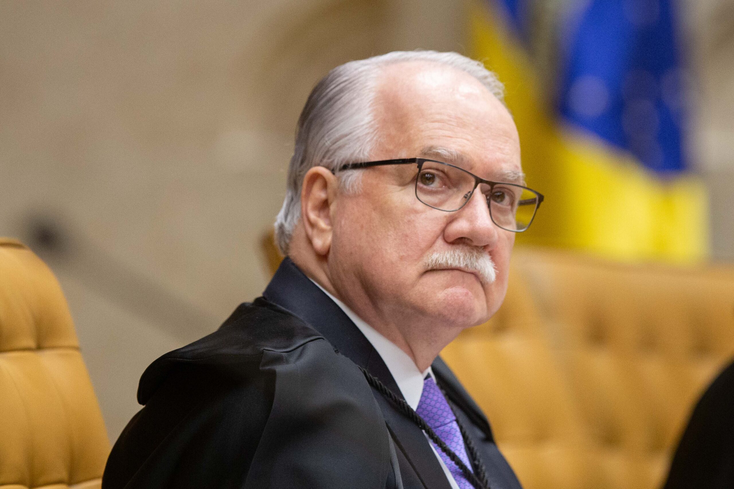 Fachin nega pedido de Moraes e adia julgamento no STF sobre Mendonça