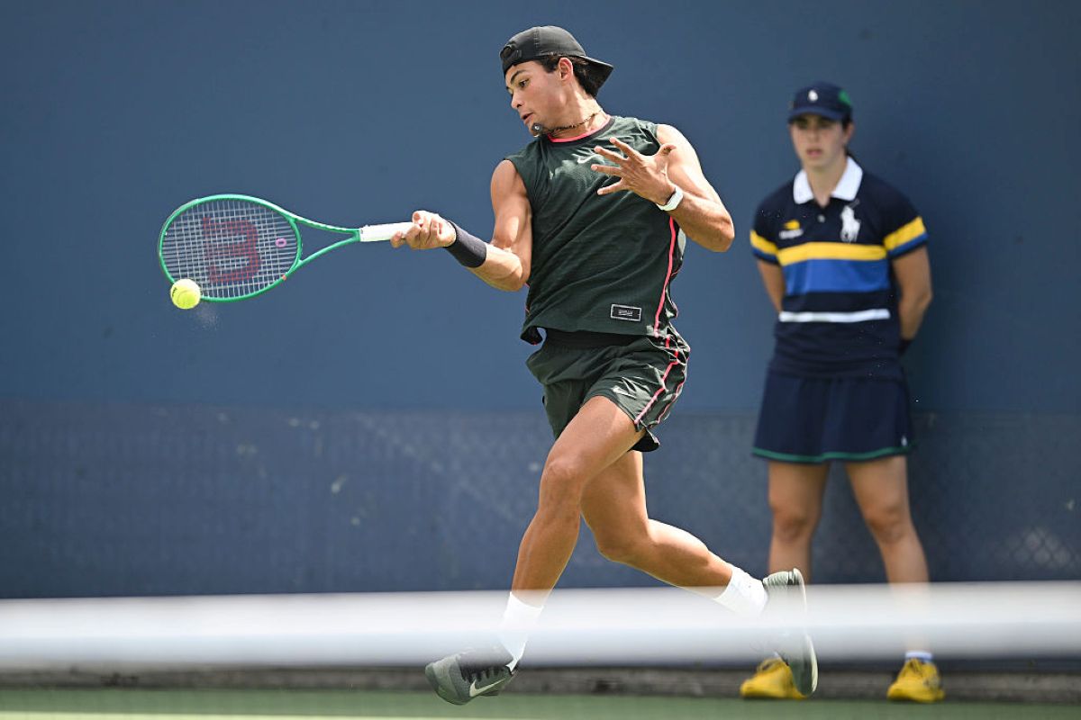 Guto Miguel avança à final do US Open juvenil após vitória sólida