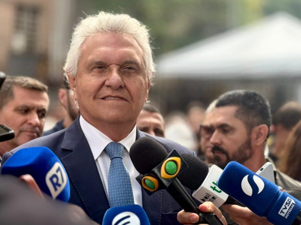 Ronaldo Caiado critica Lula durante desfile do Dia da Independência em Goiânia