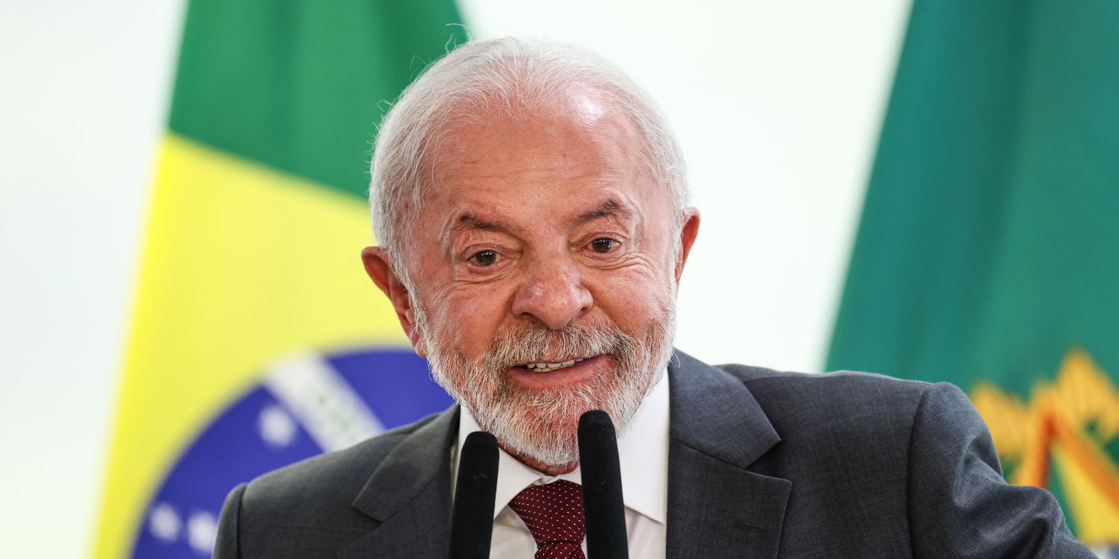 Lula exige investigação total do caso Master e transparência