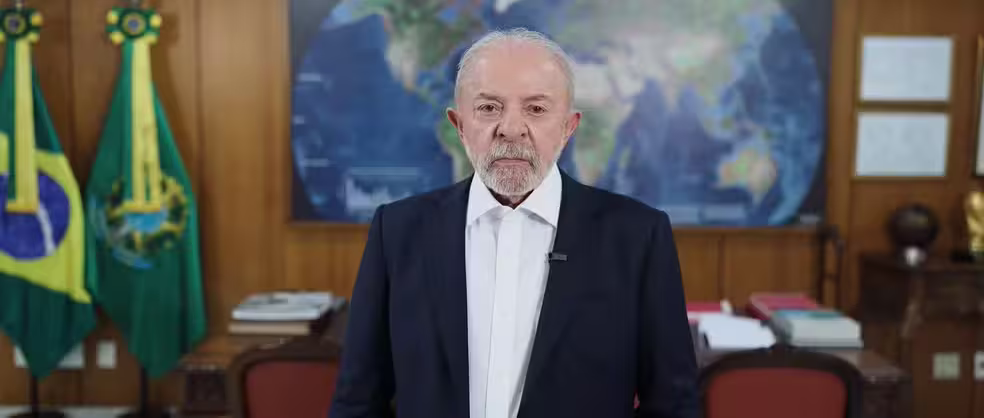 Lula tenta se distanciar de crise no STF em meio ao avanço de Flávio nas pesquisas