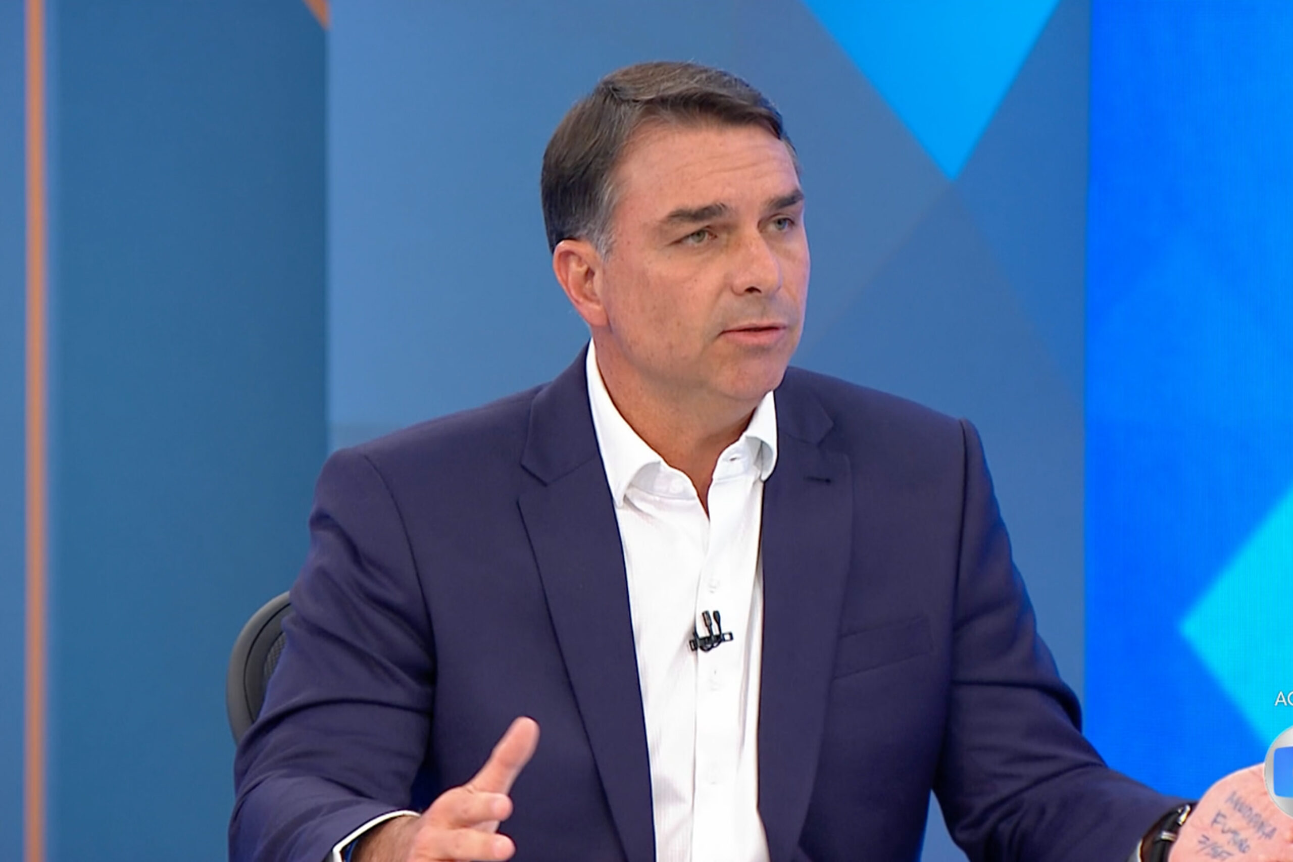 Meta descumpre prazo do TSE para entregar dados sobre perfis falsos