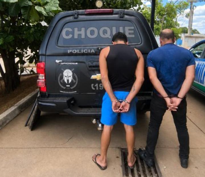 Pai e filho são presos suspeitos de homicídio após ataque em feira