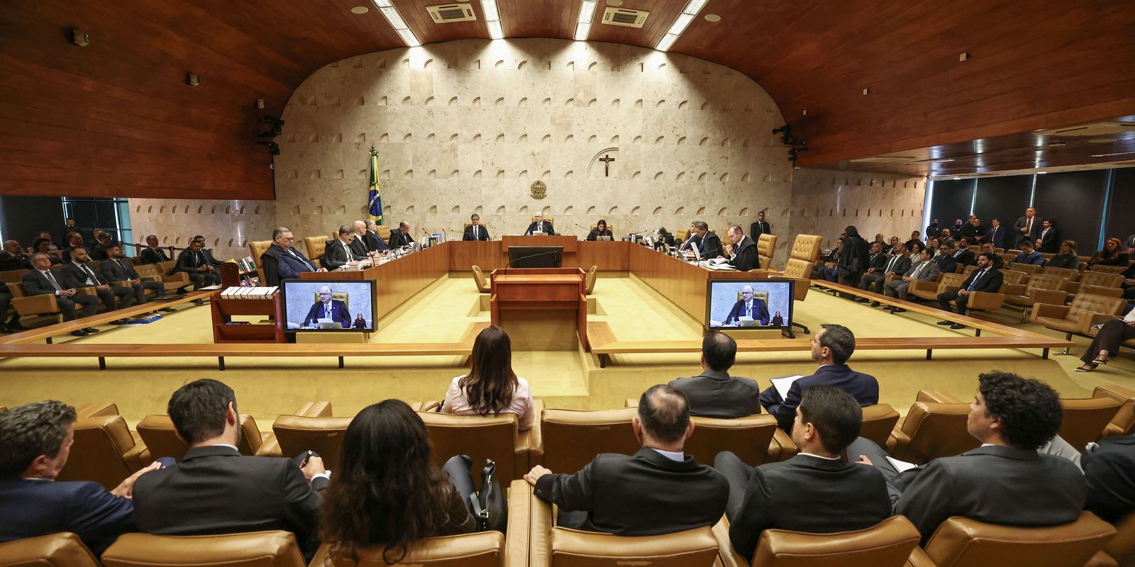 Paulo Gonet nega proximidade com Daniel Vorcaro durante sessão no STF