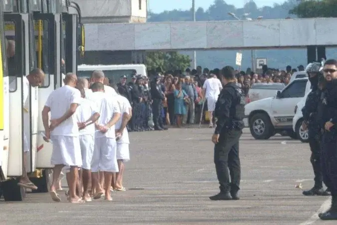 Dez detentos não retornam após saída temporária em agosto no Distrito Federal