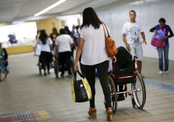 Projeto prioriza escola integral para aluno com deficiência