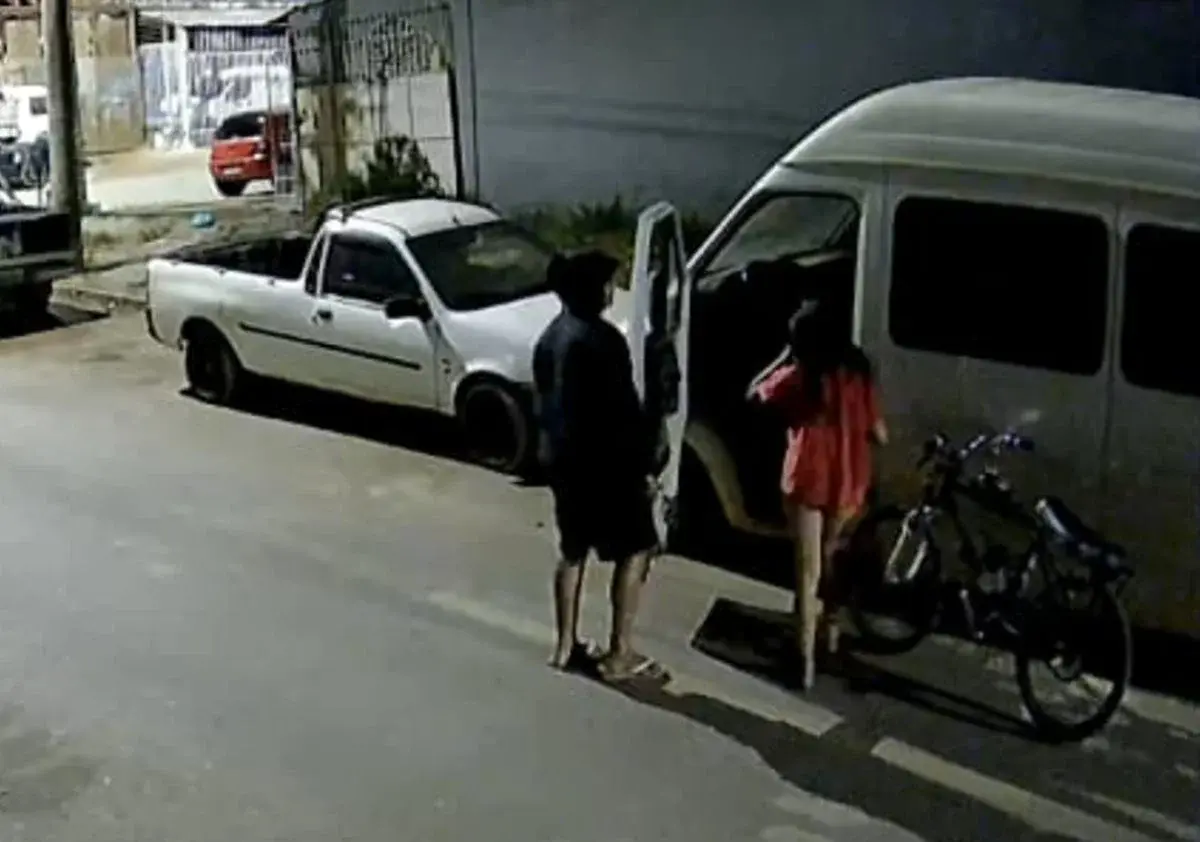 Acomodando crimes, veículos abandonados tiram o sossego no Recanto das Emas