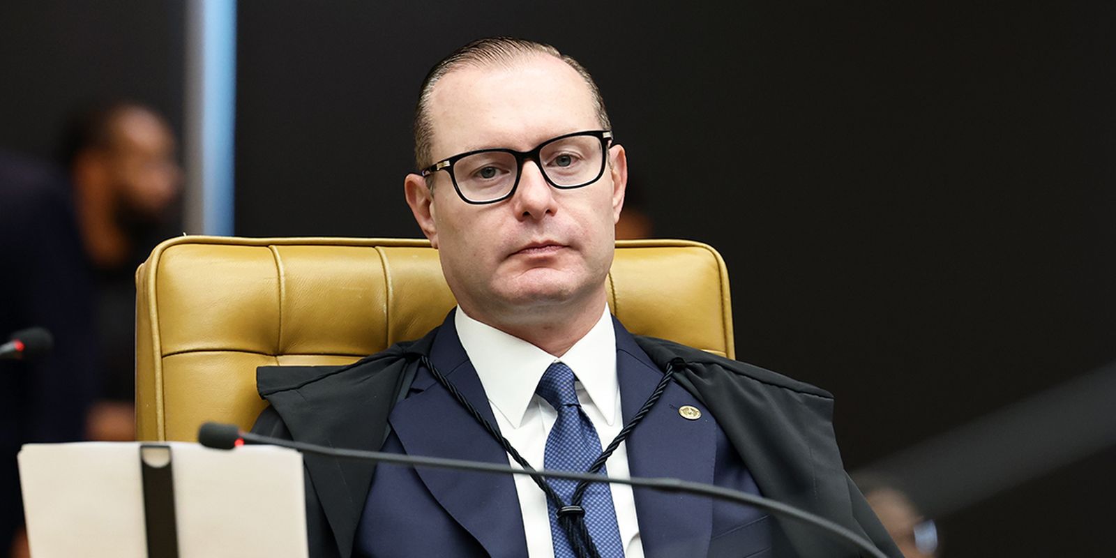 Cristiano Zanin cobra posicionamento da Anatel sobre internet nas eleições