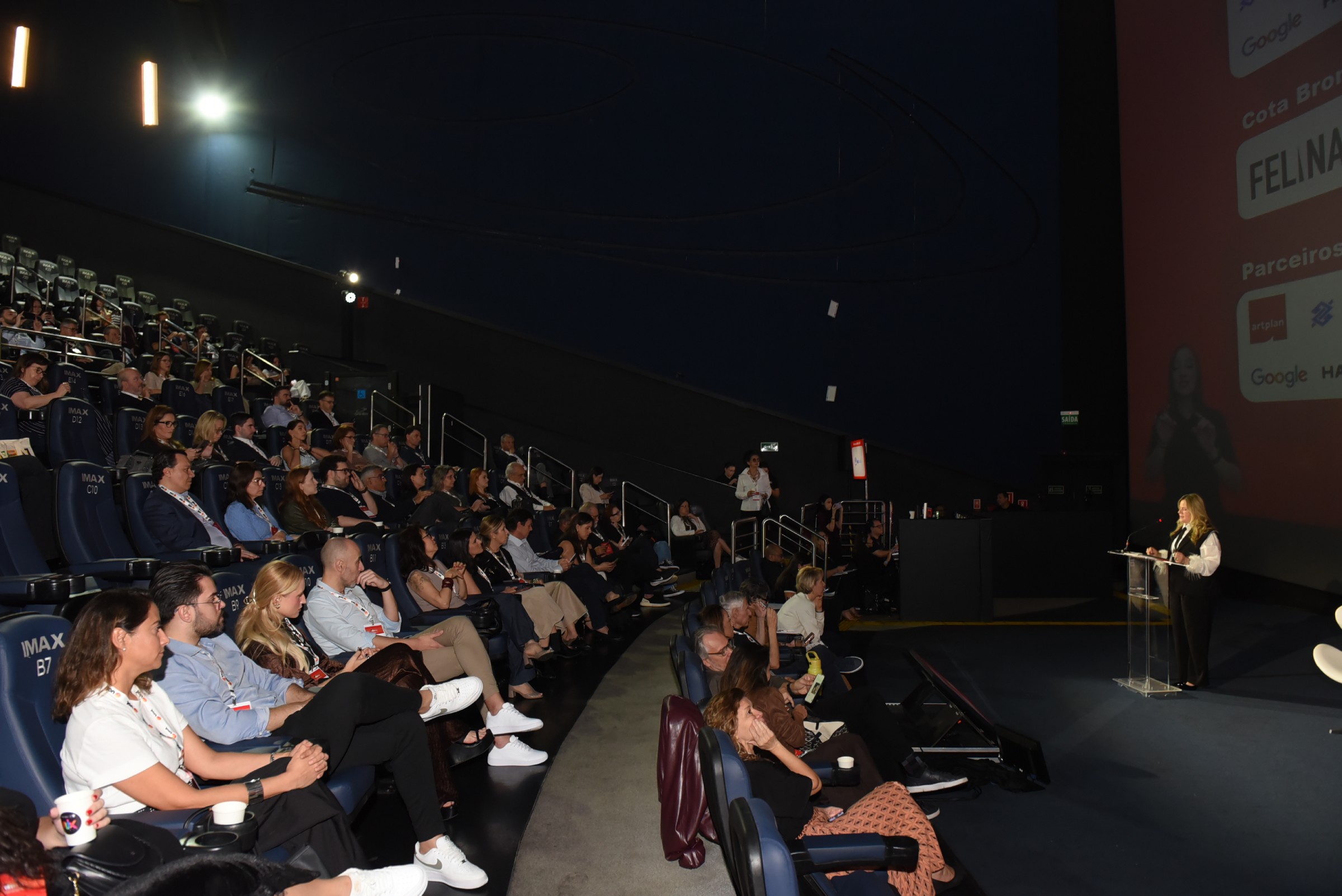 ABA Summit debate como a inteligência artificial acelera decisões no marketing