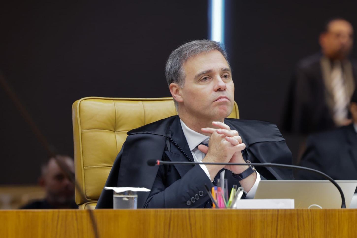 André Mendonça assume relatoria de ação de Lula sobre sigilo