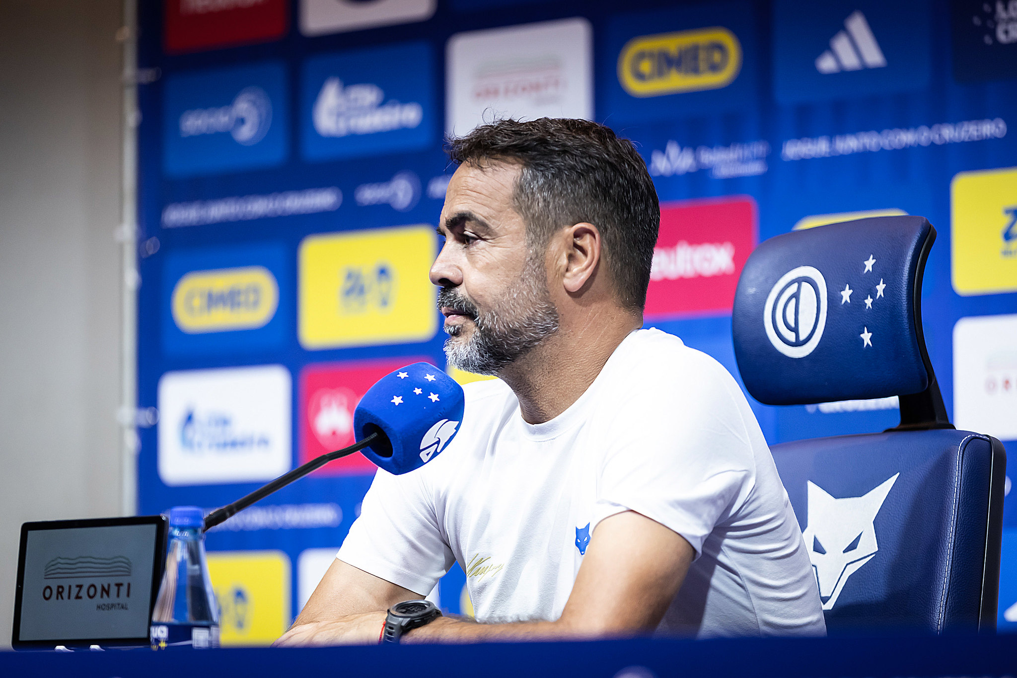 Cruzeiro no Brasileirão vence no Mineirão e tem superioridade reconhecida por Artur Jorge