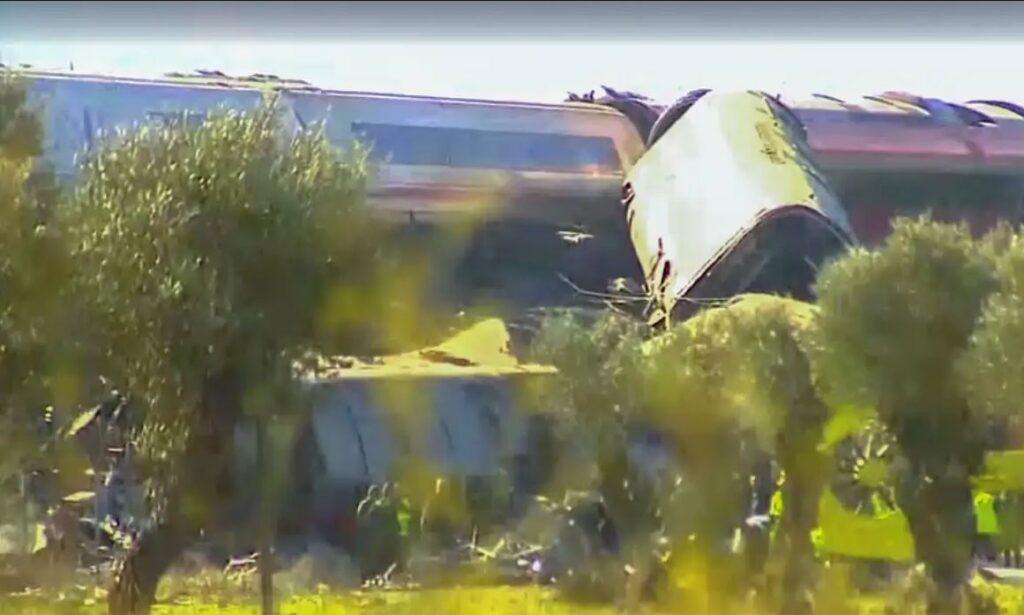 Acidente de trem na Espanha deixa mais de 60 mortos entre Madri e Andaluzia