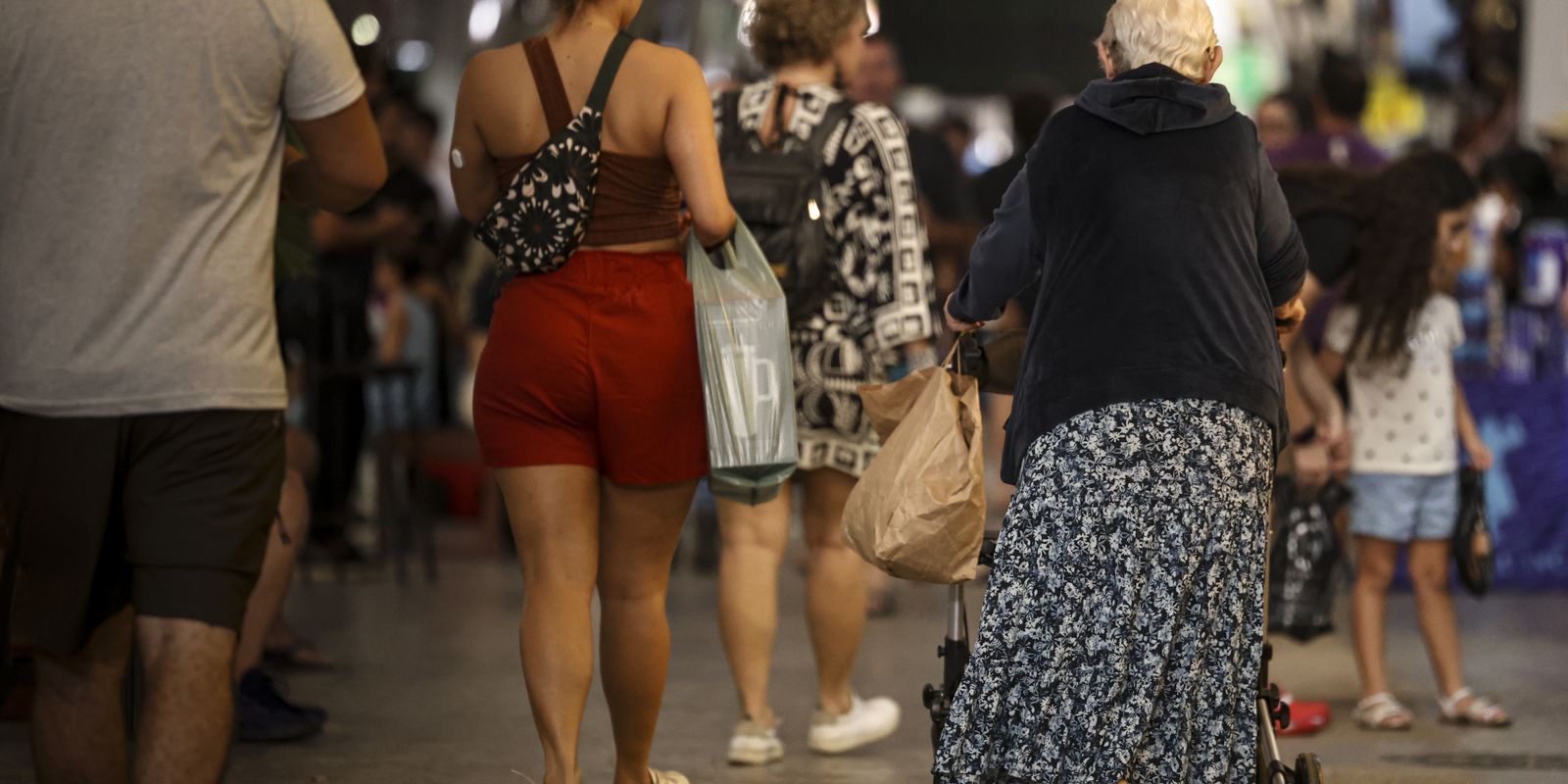 Corte de gastos públicos drástico pode atingir área social, alertam especialistas